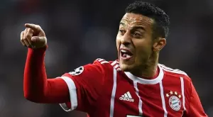 ПСЖ отмъква Тиаго Алкантара под носа на Ливърпул