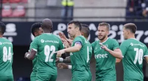 {{ otherArticle[0].article.title }}