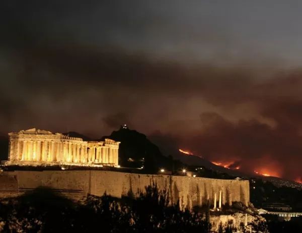 Идентифицирани са 85 от жертвите на пожарите в Гърция