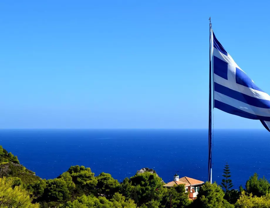Гърция завишава критериите за получаване на гражданство