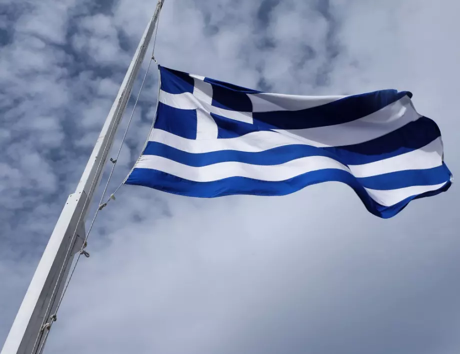 Стачка в Гърция засегна въздушния транспорт и работата на болниците