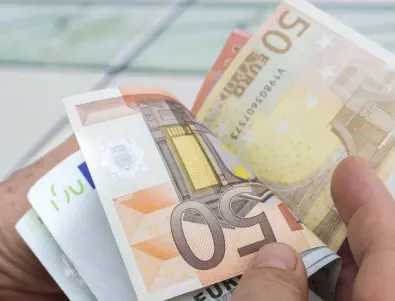 Eврокомисията замразява част от евросубсидиите за Чехия