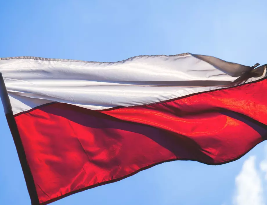 Полша стартира "Полет към дома" и за граждани на държави-членки на ЕС