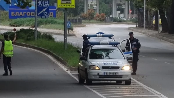 Сериозна катастрофа пред голям магазин в Благоевград