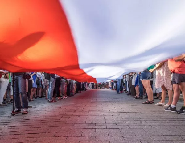 Поляците отново излязоха на улицата заради спорната съдебна реформа