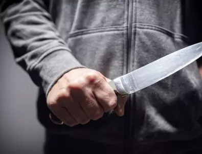 25-годишен заби нож в гърба на пастрока си във Видин