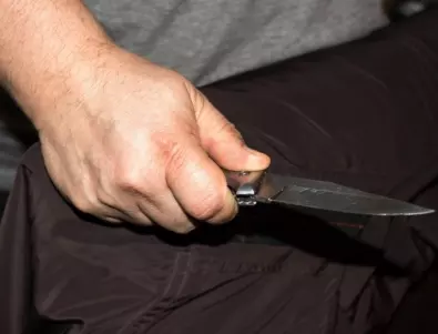 Нападение с нож и сериозно ранен при сбиване в дискотека в Кърджали