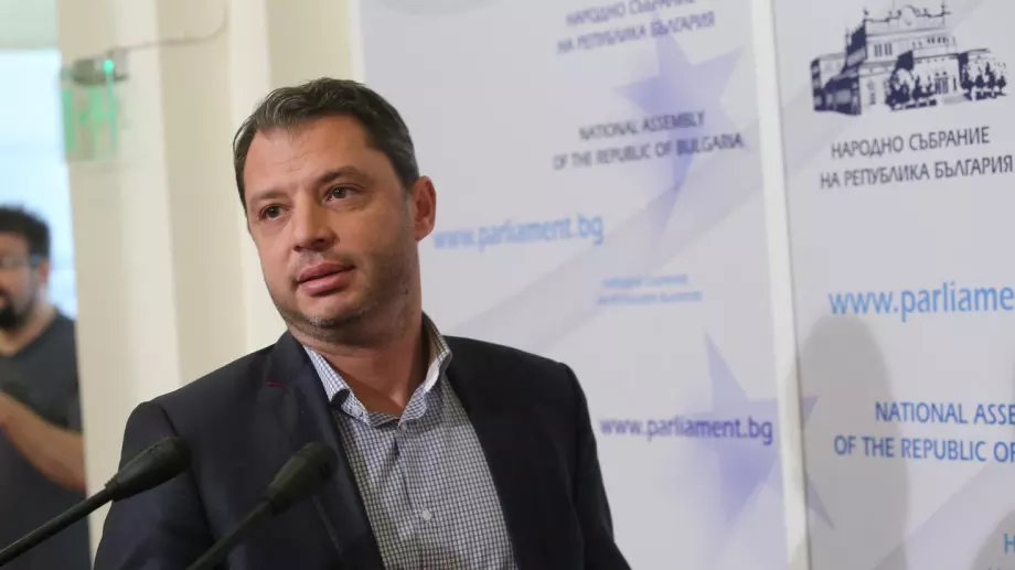 Делян Добрев: Шансът на предложения кабинет е под 1% 