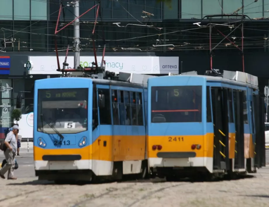 Орязват градския транспорт в София, ще чакаме по-дълго на спирките