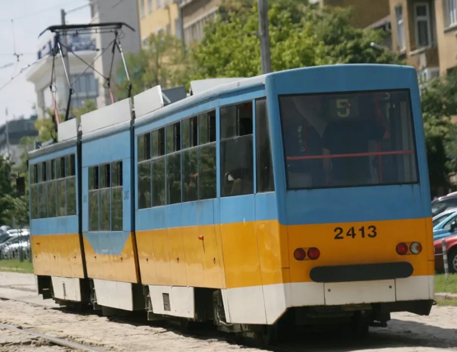 Ремонтират релсите на столичен трамвай през уикенда
