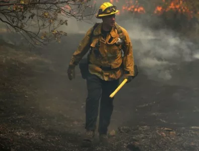 Множество ранени пожарникари в Ню Мексико заради фойерверки