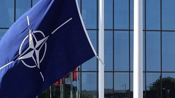 Македония дава военната база "Криволак" на НАТО 