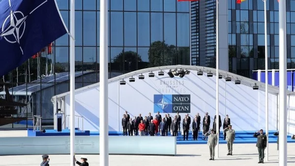 Столтенберг: В най-скоро време ще бъде подписан протоколът за присъединяването на Македония към НАТО