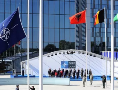 Германското правителство подписа Протокола за приемане на Македония в НАТО