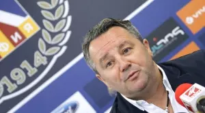 Милиардер призна за интерес към Славиша и преговори с Левски