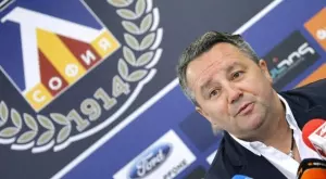 Отлична новина за феновете на Левски - Славиша Стоянович вече не е в болница