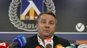 Стоянович с бонус при класиране за Лига Европа