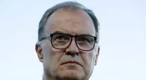 Биелса подсилва халфовата линия в Лийдс