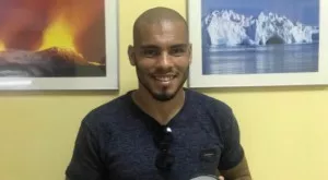 {{ otherArticle[0].article.title }}