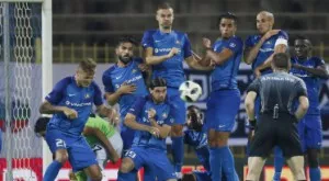 {{ otherArticle[0].article.title }}