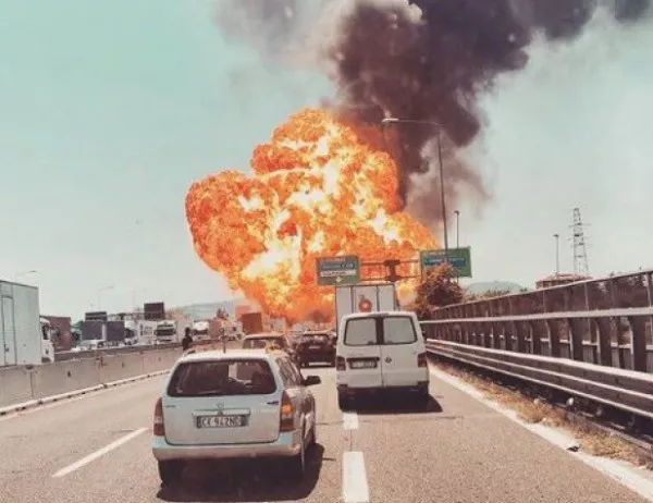 Мощна експлозия до летището в Болоня (ВИДЕО)
