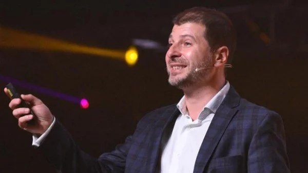 Най-голямата световна медия за предприемачество определя българина Пламен Русев като “човекът, който мести планини”