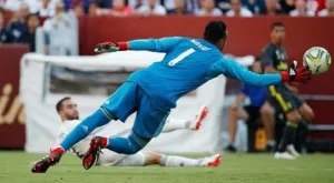 {{ otherArticle[0].article.title }}