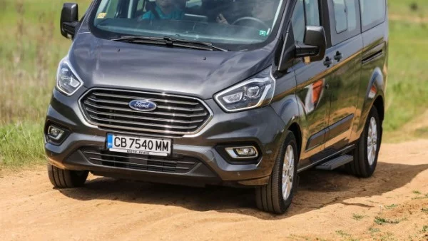 С този ван ще отидете заедно навсякъде - Ford Tourneo Custom (тест-драйв)