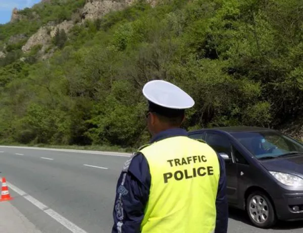 МВР установи 614 нарушения по пътищата по време на спецоперация (ВИДЕО)
