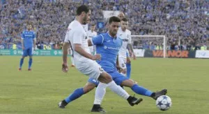 Нашименто ще продължи кариерата си в Португалия