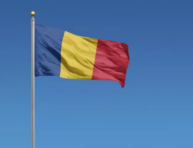 Румънското правителство оцеля при вот на недоверие