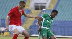 {{ otherArticle[0].article.title }}