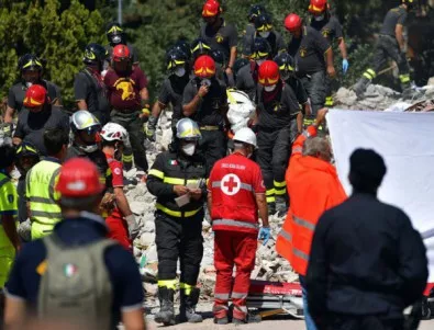 Расте броят на жертвите на трагедията в Генуа