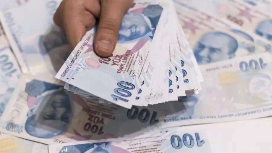 С каква валута е изгодно да се пазарува в Турция?