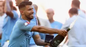 Агуеро към Компани: А аз ти крещях да не стреляш към вратата