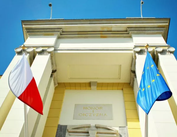 ЕК предупреди полското правителство да не притиска съдиите в Полша