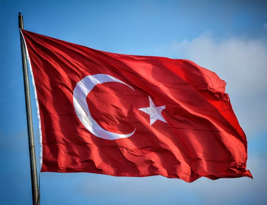 Анкара: НАТО е жизненоважна за националната сигурност на Турция, мира в региона “ 