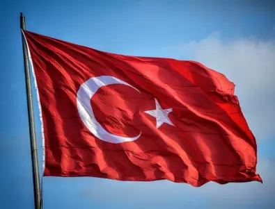 Турция може да остави свои експерти на летището в Кабул 