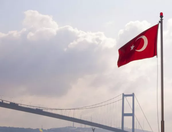 Нападнаха лидера на основната опозиционна партия в Турция