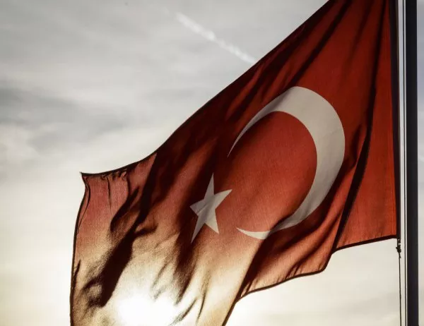 В Турция арестуваха 200 души за незаконни парични преводи в чужбина