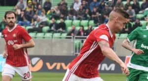 {{ otherArticle[0].article.title }}