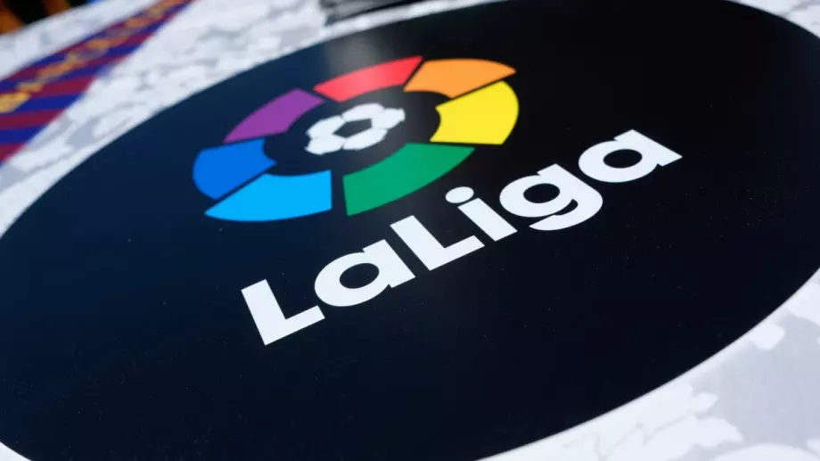 Люто дерби рестартира Ла Лига, кой за какво се бори до края на сезона?