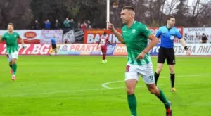 {{ otherArticle[0].article.title }}