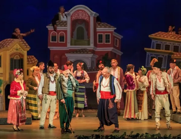 Музикалният театър гостува на Античния театър в Пловдив с оперетата "Българи от старо време"