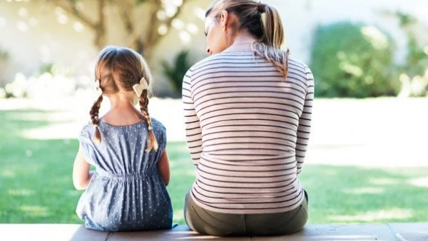 Китаец продаде детето си, за да изплати дългове от хазарт