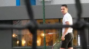 Турнир по тенис на корт за аматьори с голям награден фонд стартира в Панагюрище