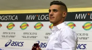 {{ otherArticle[0].article.title }}