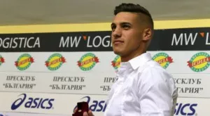 {{ otherArticle[0].article.title }}