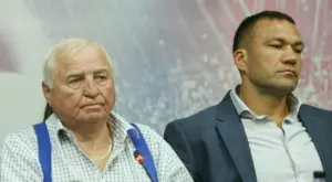 Въпреки 7-те операции за 2-3 години: Ули Вегнер още работи с Кубрат Пулев