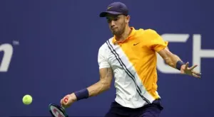 {{ otherArticle[0].article.title }}